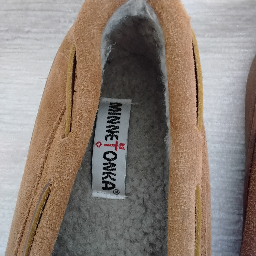 Minnetonka Size 10 Mens Tan Suede Moccasins - Picture 4 of 11